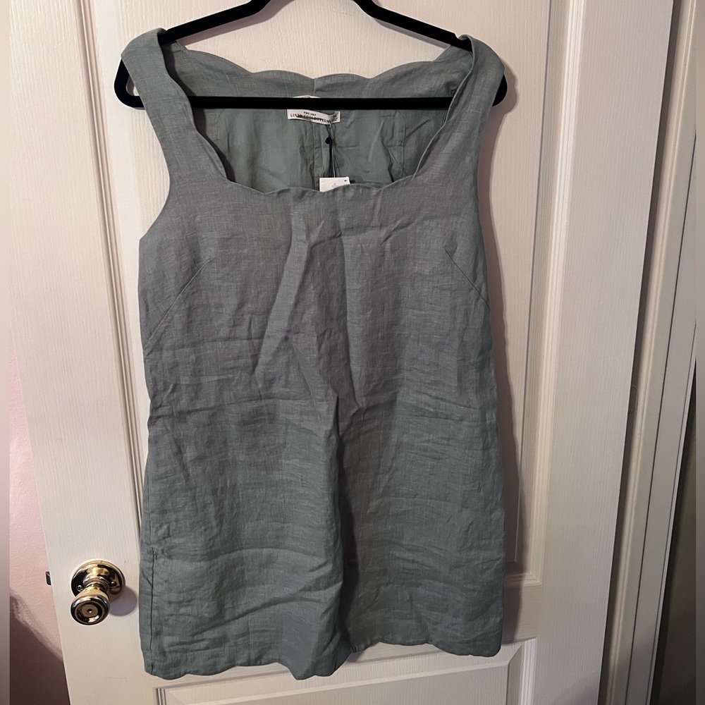 Abercrombie and Fitch Premium Linen Scalloped Mini Dress - Picture 2 of 4